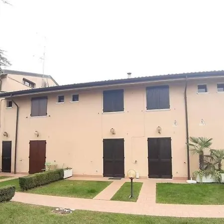 Casa Vecchio Mulino Pool Garden